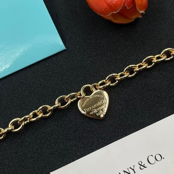 Tiffany & Co. Jewelry - ❤️Tiffany & Co.Golden Heart bracelet❤️
